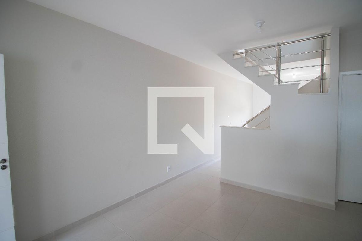 Casa, 3 quartos, 179 m² - Foto 2