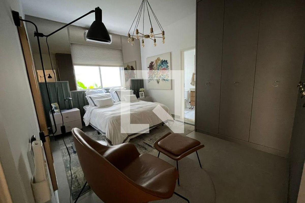 Casa à Venda - Swiss Park, 3 Quartos,  205 m2 em , Campinas - sp | SoloBR