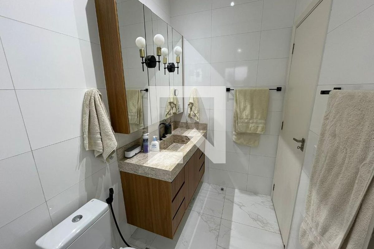 Casa à Venda - Swiss Park, 3 Quartos,  205 m2 em , Campinas - sp | SoloBR