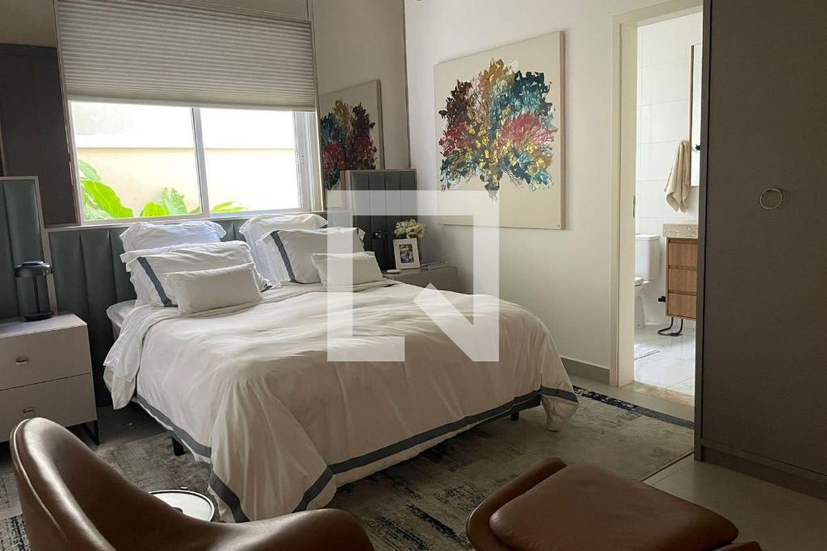 Casa à Venda - Swiss Park, 3 Quartos,  205 m2 em , Campinas - sp | SoloBR