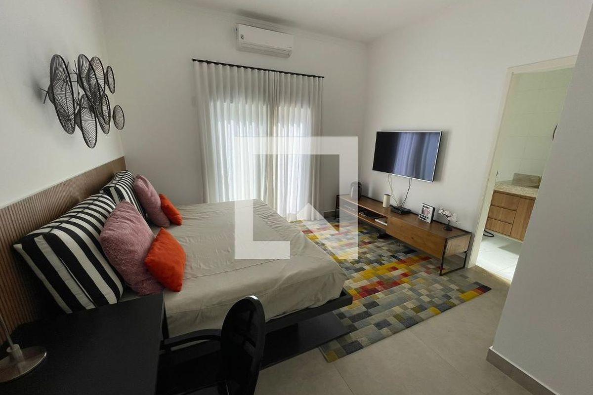 Casa à Venda - Swiss Park, 3 Quartos,  205 m2 em , Campinas - sp | SoloBR