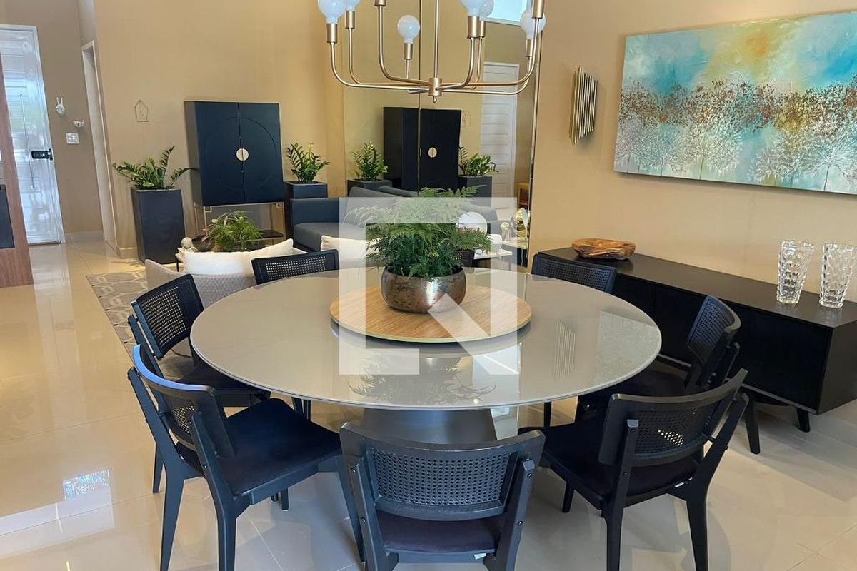 Casa à Venda - Swiss Park, 3 Quartos,  205 m2 em , Campinas - sp | SoloBR