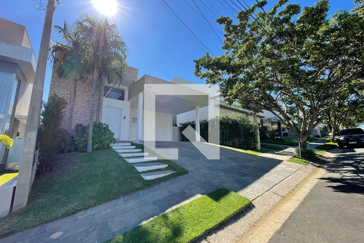 Casa à Venda - Swiss Park, 3 Quartos,  205 m2 em , Campinas - sp | SoloBR