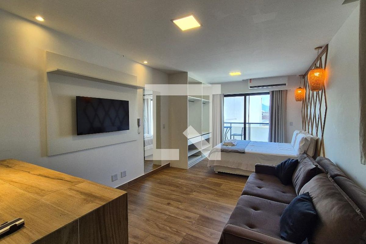 Casa, 8 quartos, 200 m² - Foto 48