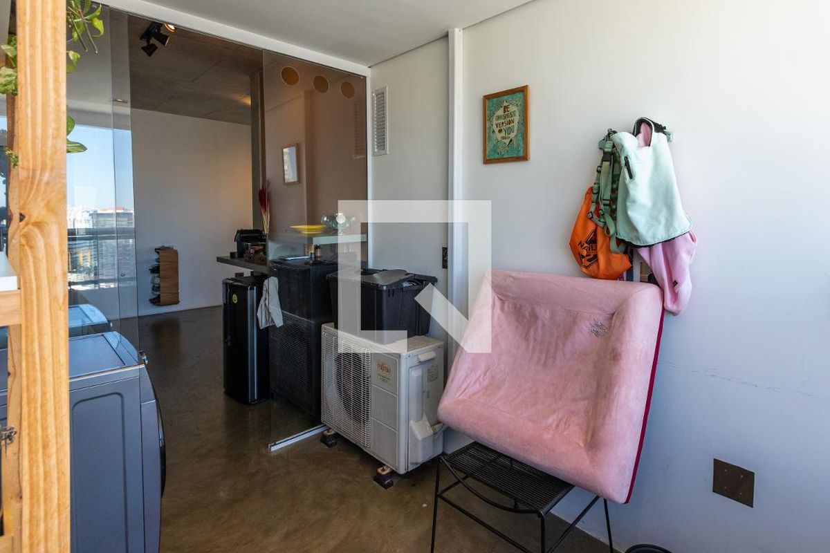 Apartamento à Venda - Cambuí, 1 Quarto,  70 m2 em , Campinas - sp | SoloBR