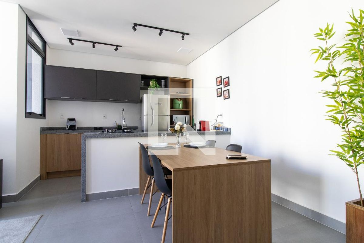 Apartamento à Venda - Cambuí, 1 Quarto,  43 m2 em , Campinas - sp | SoloBR
