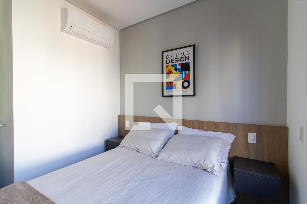 Apartamento à Venda - Cambuí, 1 Quarto,  43 m2 em , Campinas - sp | SoloBR