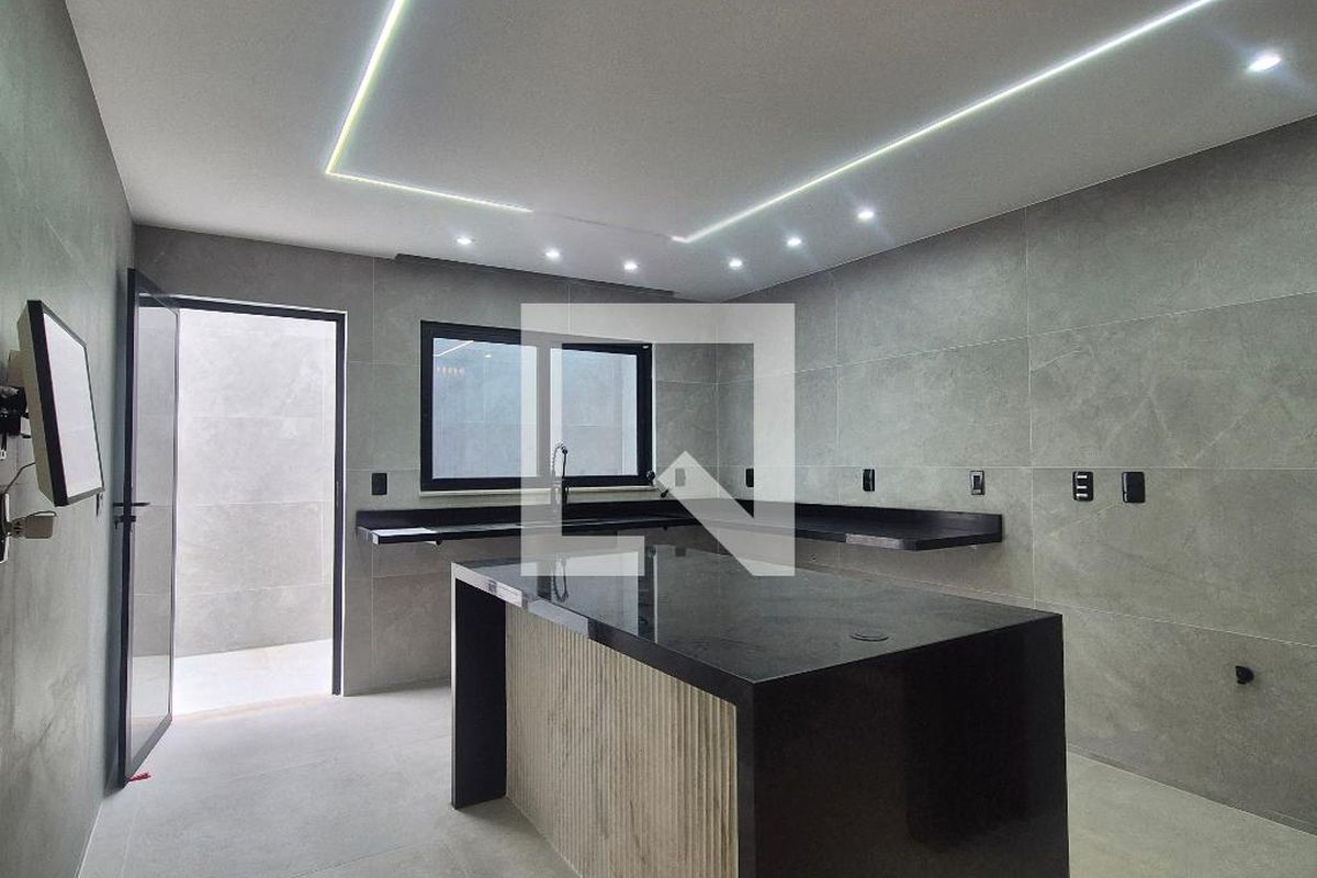 Casa, 4 quartos, 265 m² - Foto 48