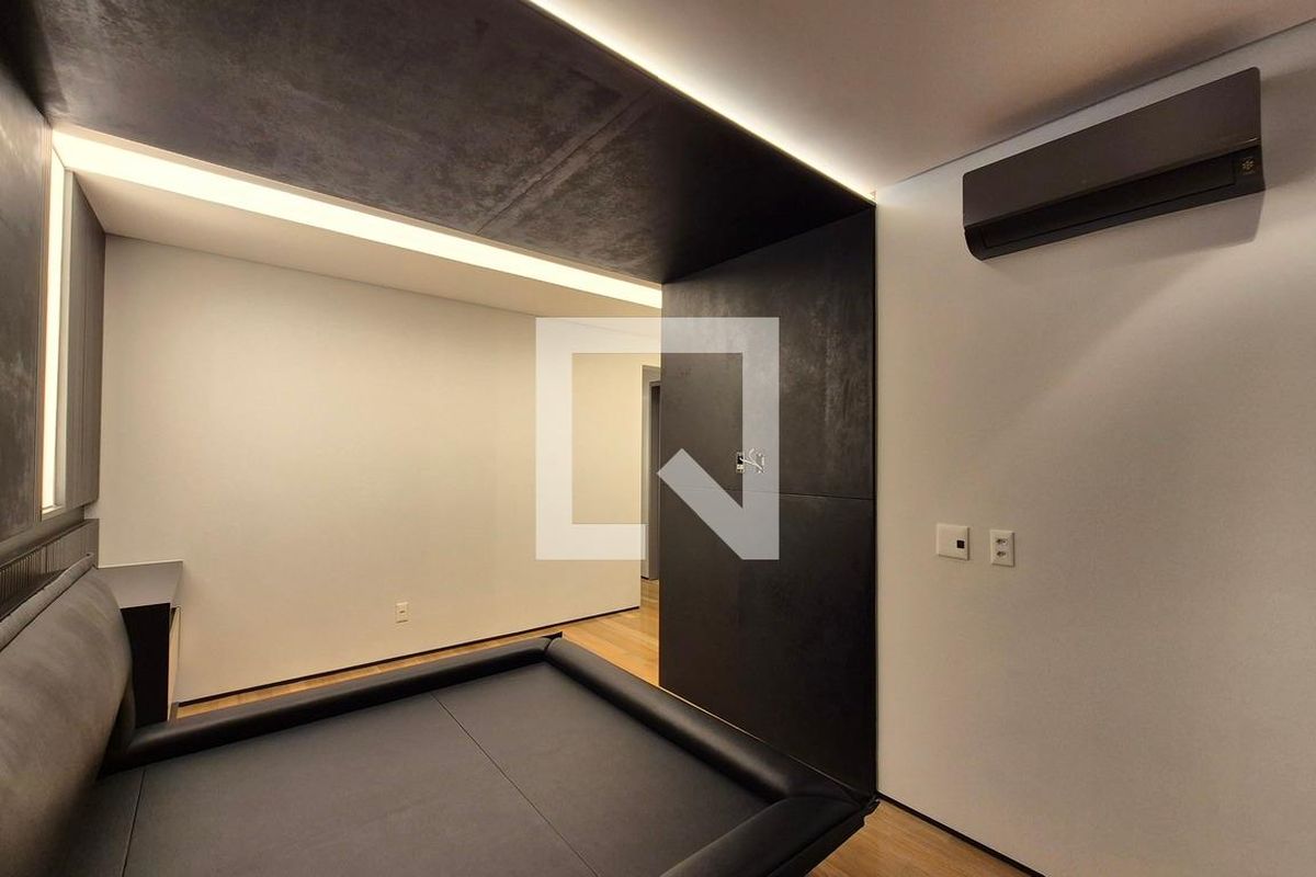 Apartamento à Venda - Cambuí, 2 Quartos,  178 m2 em , Campinas - sp | SoloBR