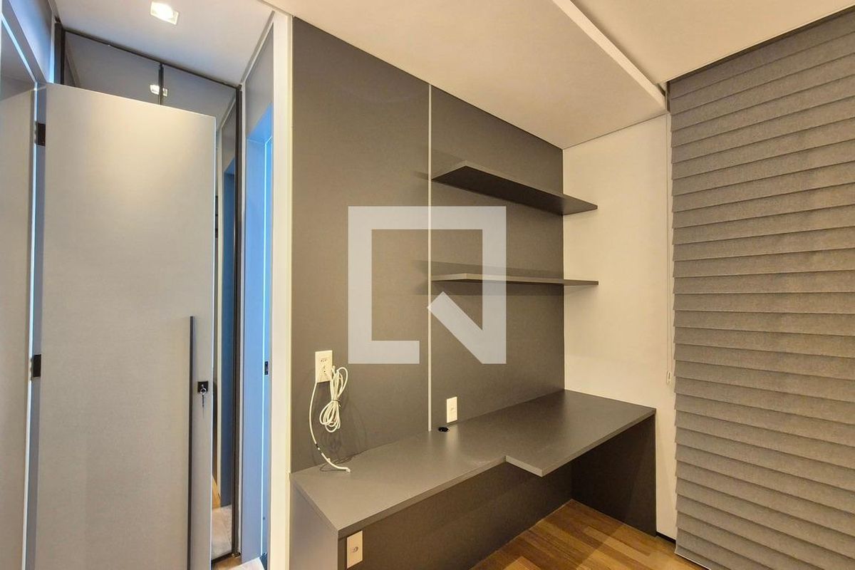Apartamento à Venda - Cambuí, 2 Quartos,  178 m2 em , Campinas - sp | SoloBR