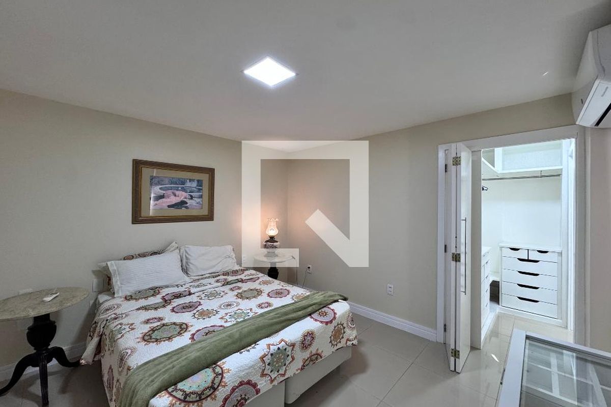 Cobertura, 3 quartos, 240 m² - Foto 13