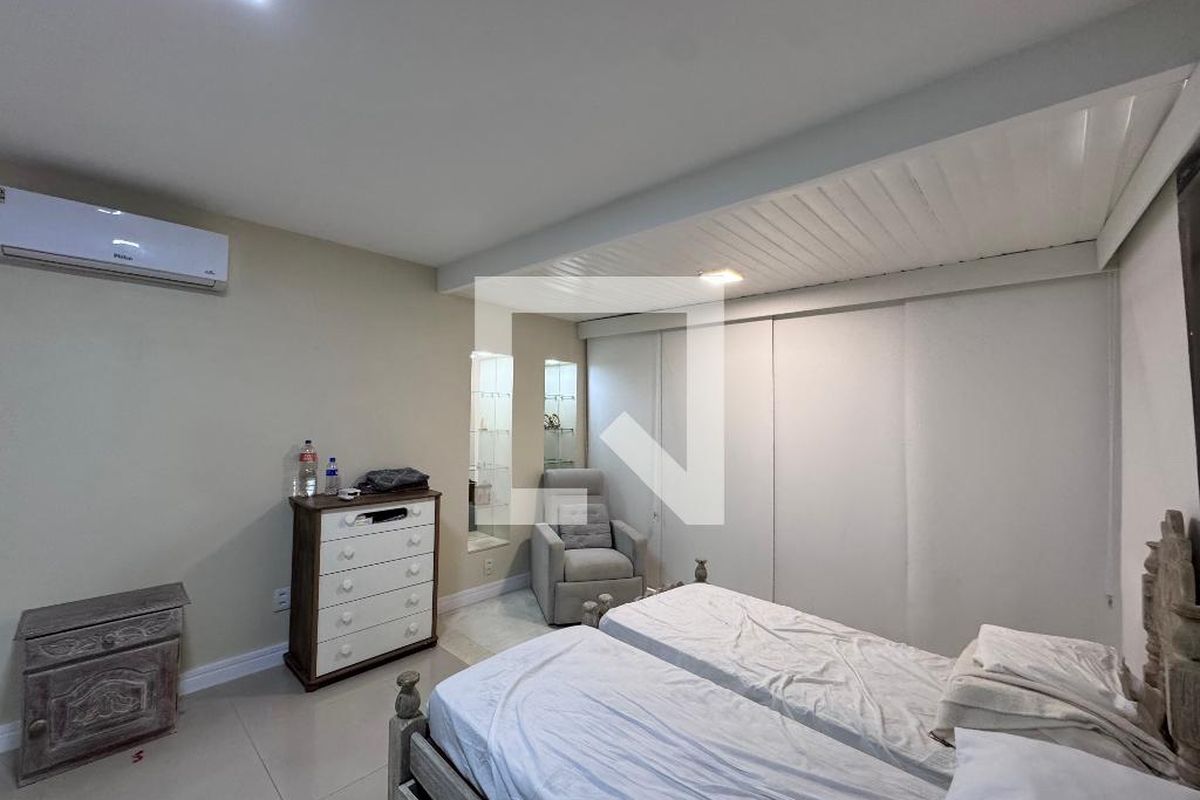Cobertura, 3 quartos, 240 m² - Foto 21