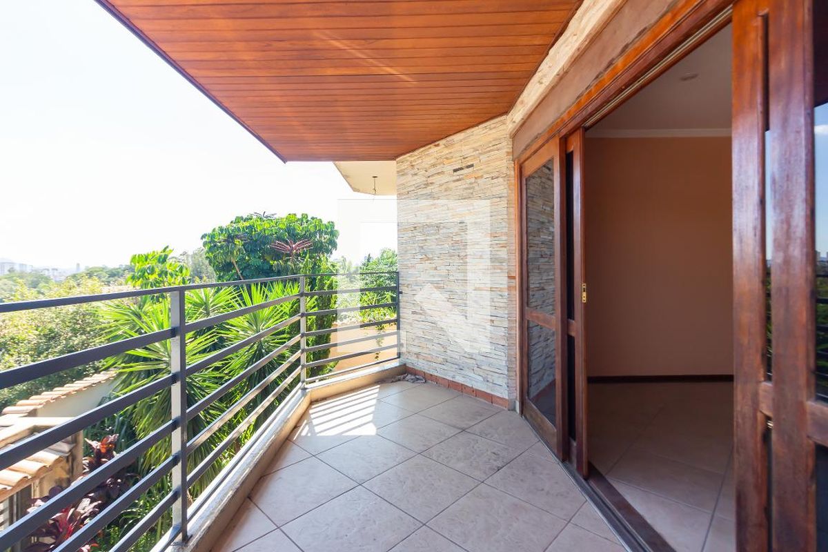Casa, 5 quartos, 280 m² - Foto 13
