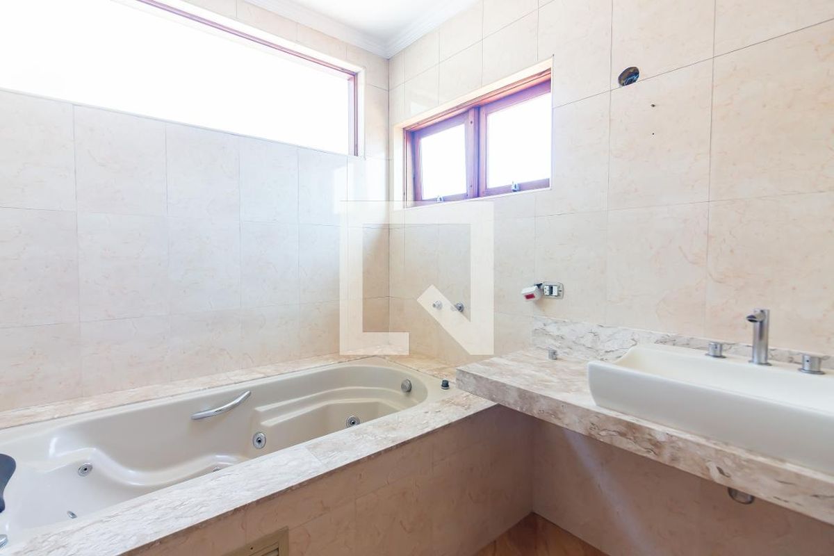 Casa, 5 quartos, 280 m² - Foto 40