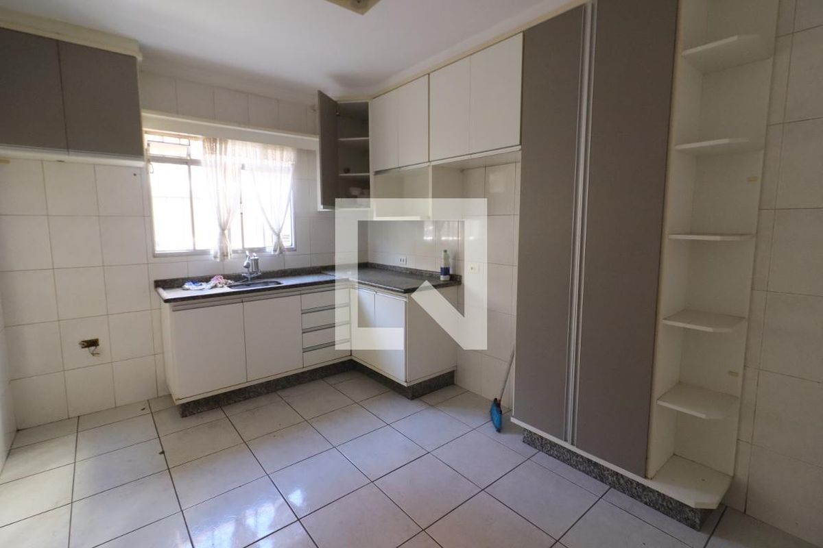 Casa, 5 quartos, 150 m² - Foto 24
