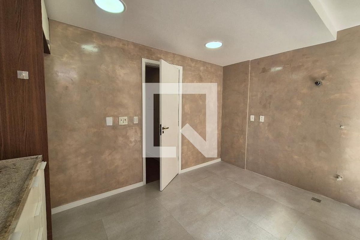 Casa, 3 quartos, 200 m² - Foto 29