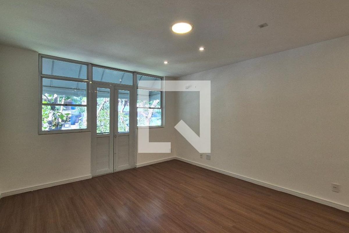 Casa, 3 quartos, 200 m² - Foto 18