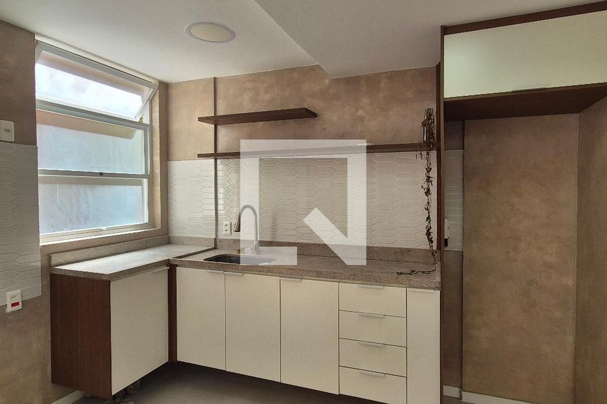 Casa, 3 quartos, 200 m² - Foto 27