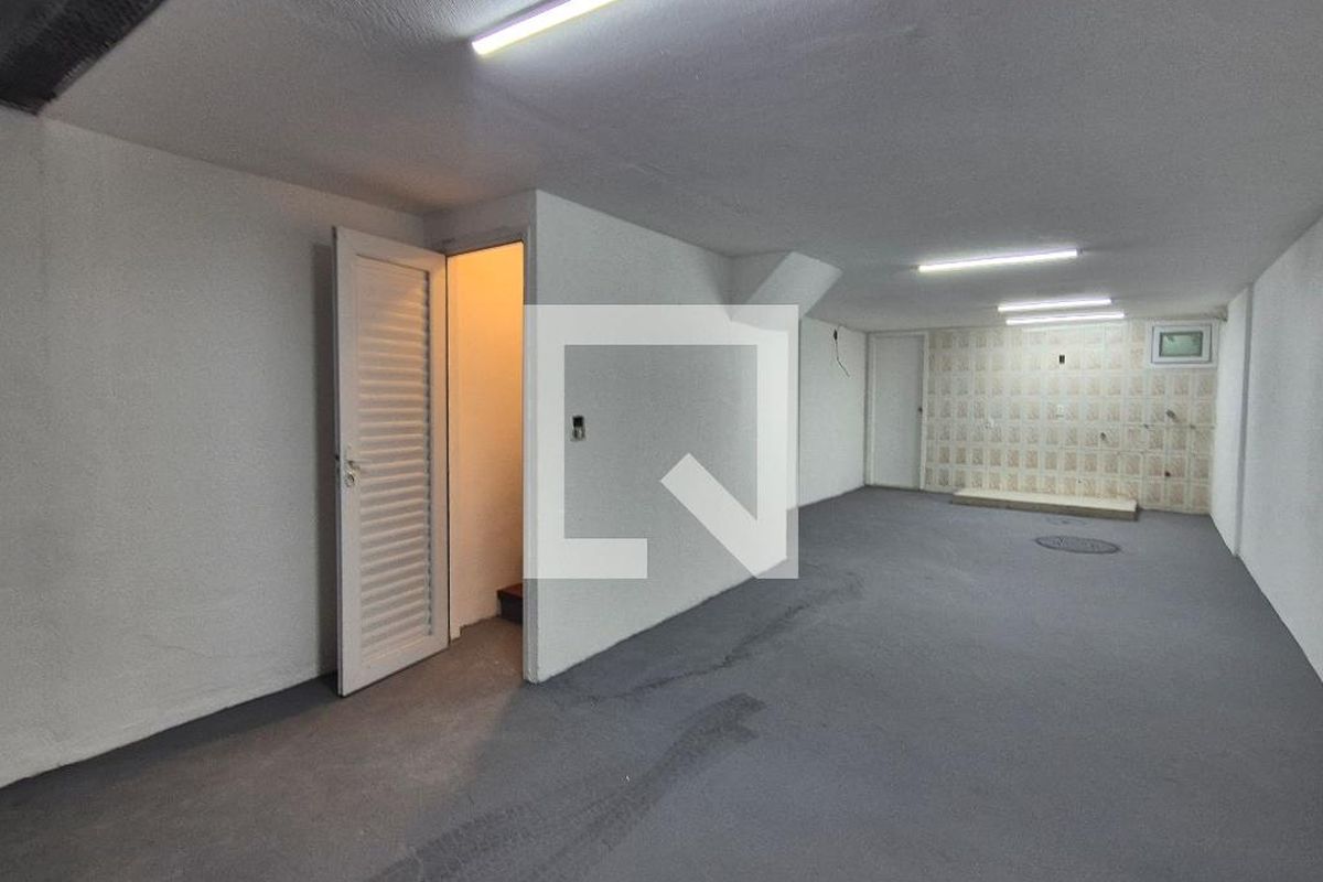 Casa, 3 quartos, 200 m² - Foto 35