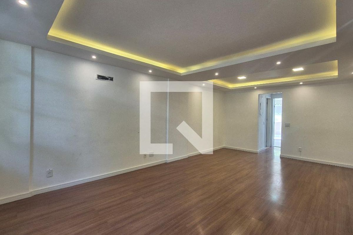 Casa, 3 quartos, 200 m² - Foto 2