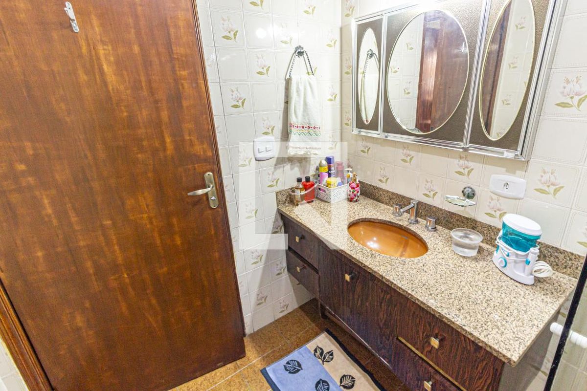 Casa, 6 quartos, 230 m² - Foto 16