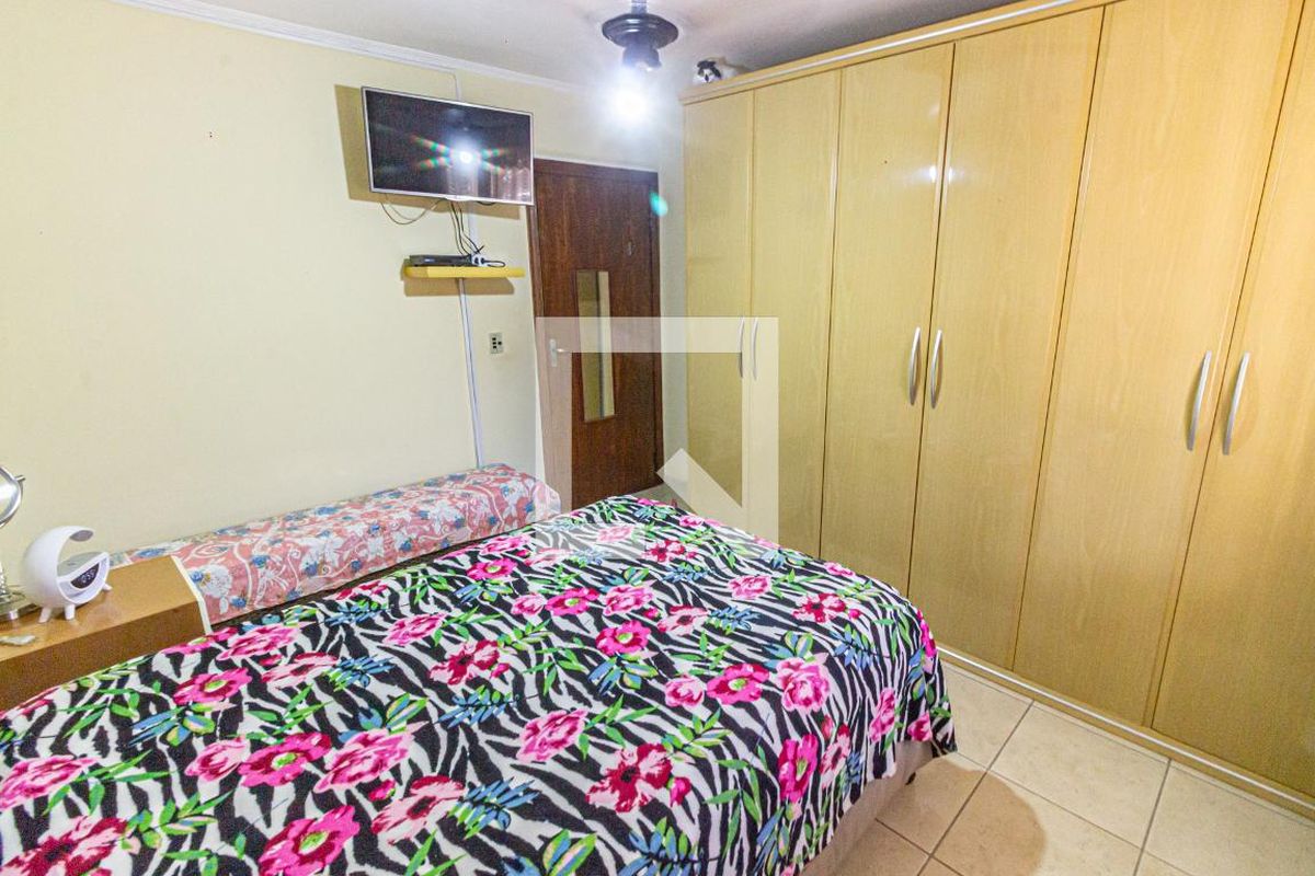 Casa, 6 quartos, 230 m² - Foto 7