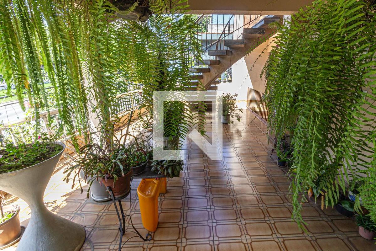Casa, 6 quartos, 230 m² - Foto 23