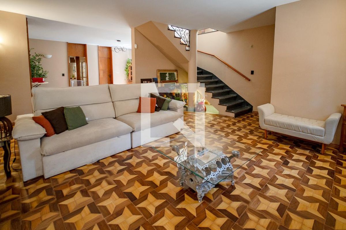 Casa, 6 quartos, 670 m² - Foto 2