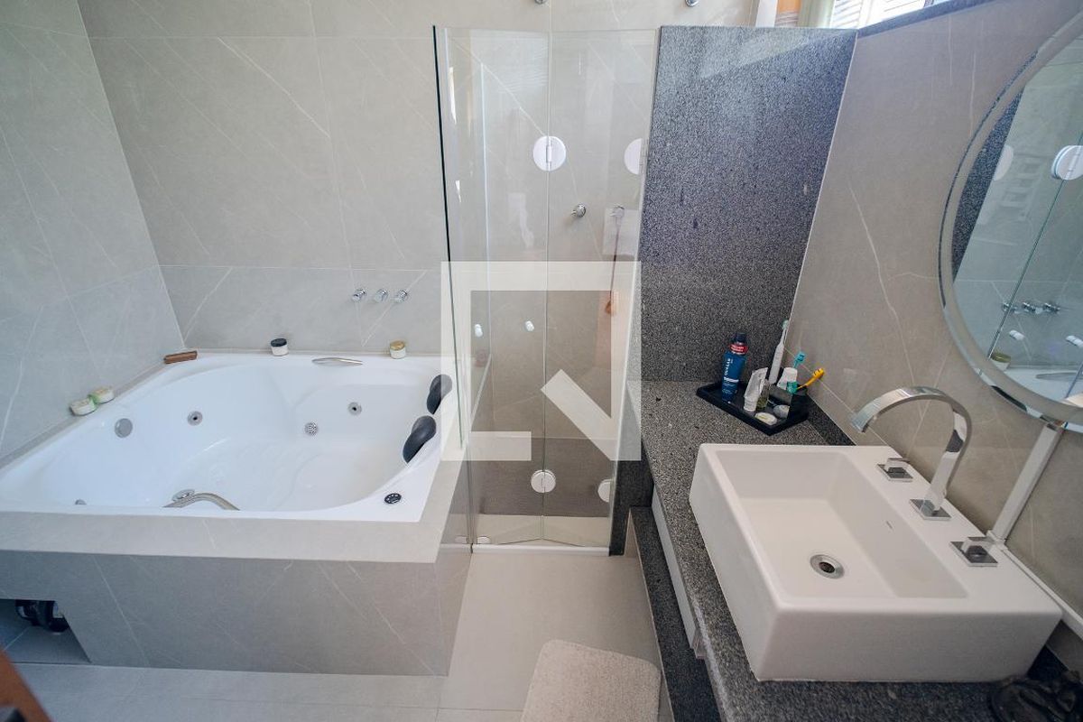 Casa, 6 quartos, 670 m² - Foto 39
