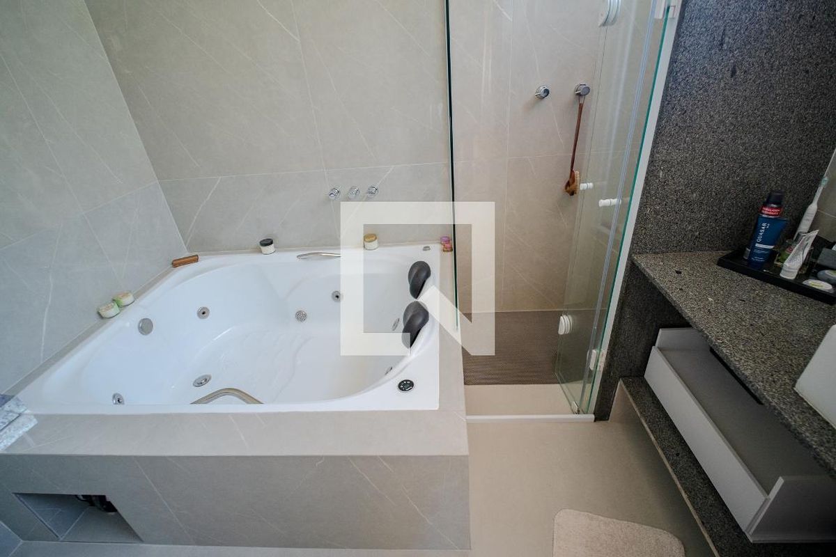 Casa, 6 quartos, 670 m² - Foto 41