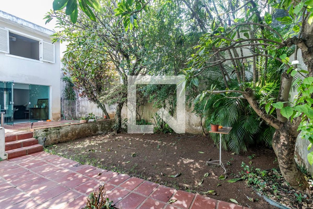 Casa, 4 quartos, 225 m² - Foto 77