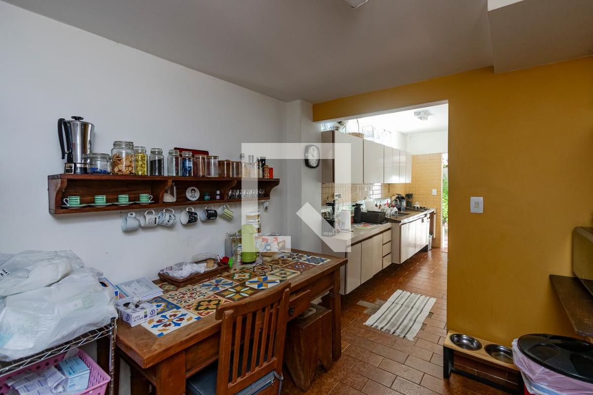 Casa, 4 quartos, 225 m² - Foto 57