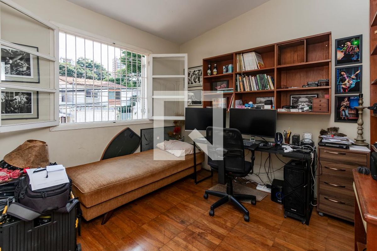 Casa, 4 quartos, 225 m² - Foto 29