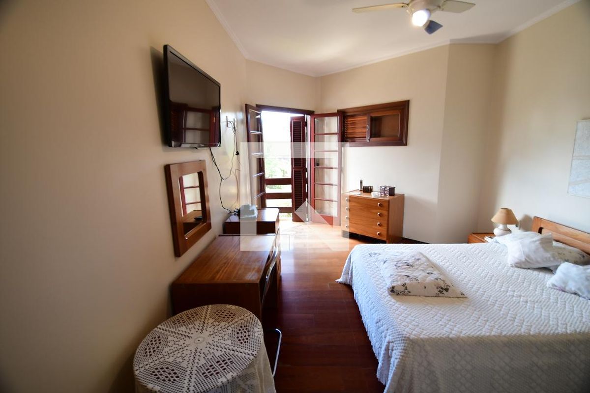 Casa à Venda - Jardim Chapadão, 4 Quartos,  381 m2 em , Campinas - sp | SoloBR