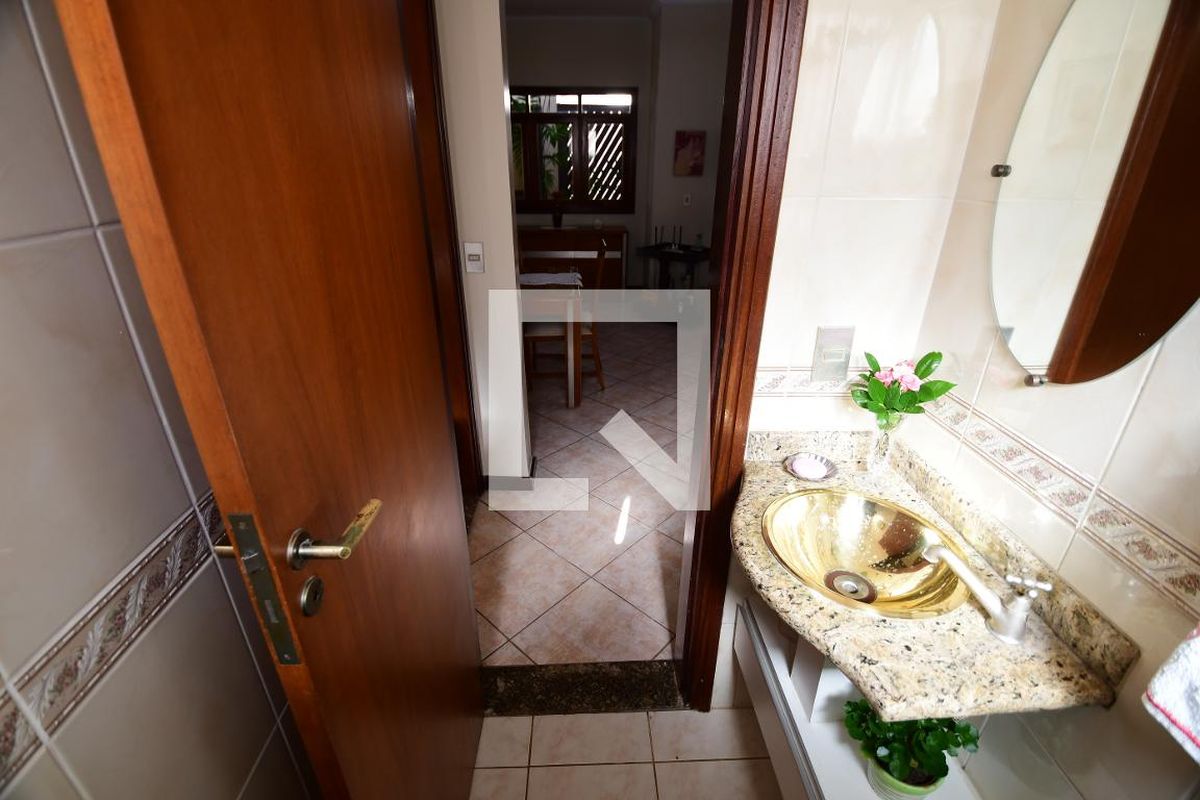 Casa à Venda - Jardim Chapadão, 4 Quartos,  381 m2 em , Campinas - sp | SoloBR