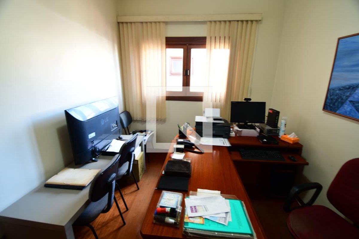 Casa à Venda - Jardim Chapadão, 4 Quartos,  381 m2 em , Campinas - sp | SoloBR