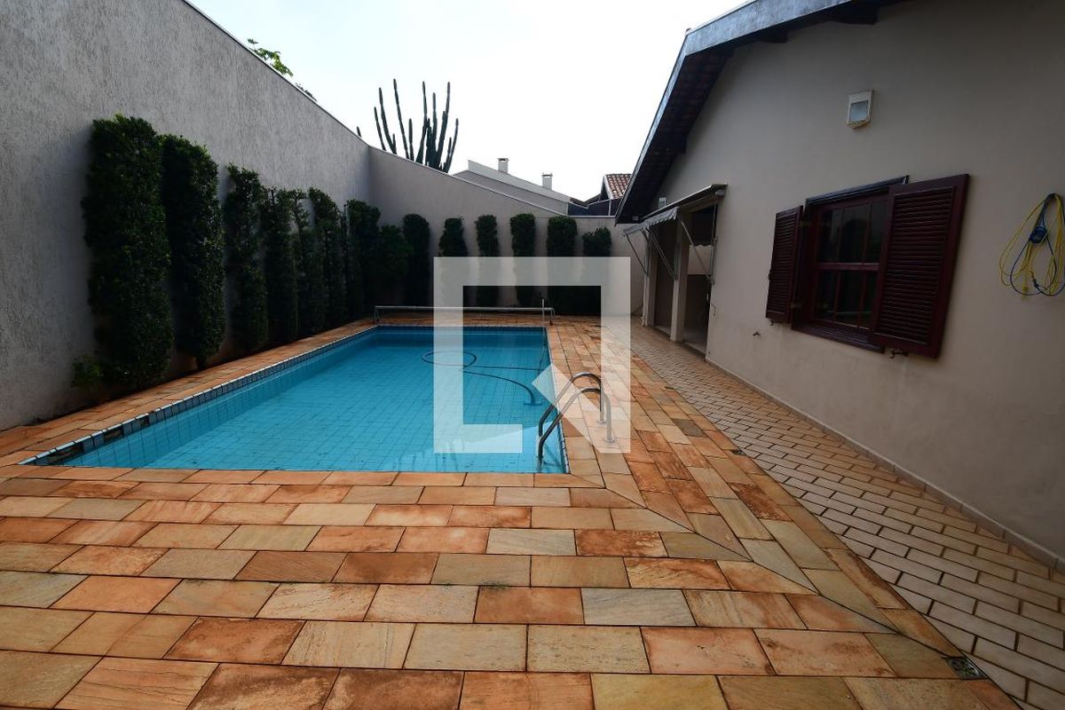 Casa à Venda - Jardim Chapadão, 4 Quartos,  381 m2 em , Campinas - sp | SoloBR