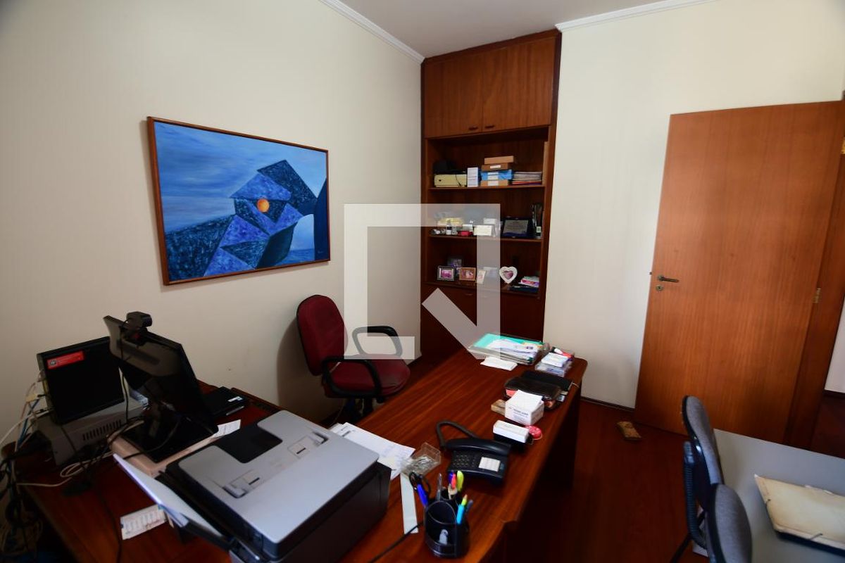Casa à Venda - Jardim Chapadão, 4 Quartos,  381 m2 em , Campinas - sp | SoloBR