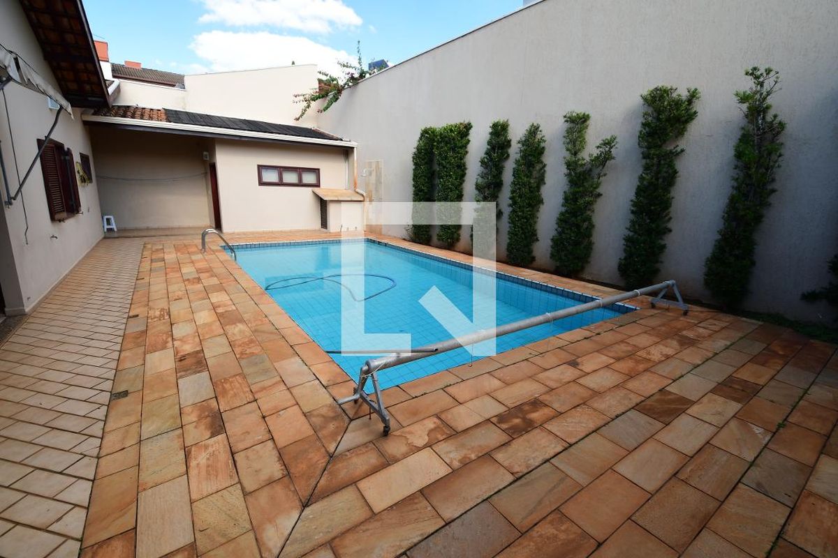 Casa à Venda - Jardim Chapadão, 4 Quartos,  381 m2 em , Campinas - sp | SoloBR