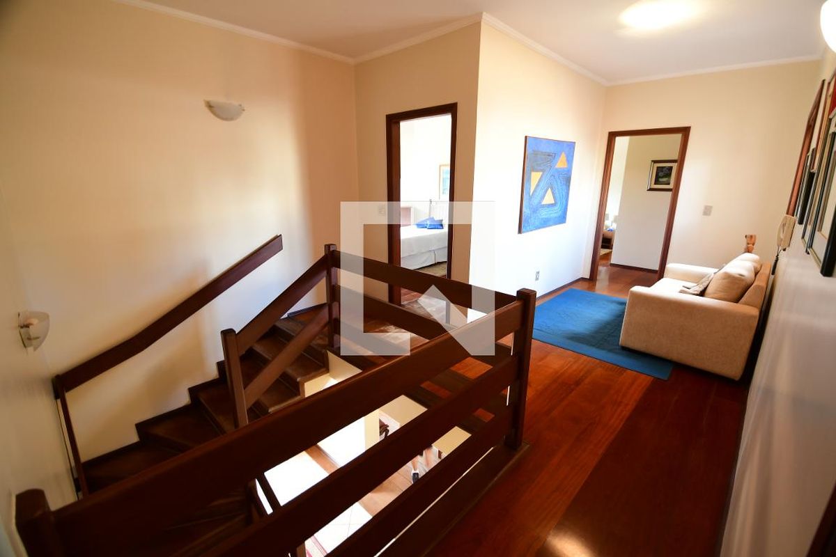 Casa à Venda - Jardim Chapadão, 4 Quartos,  381 m2 em , Campinas - sp | SoloBR