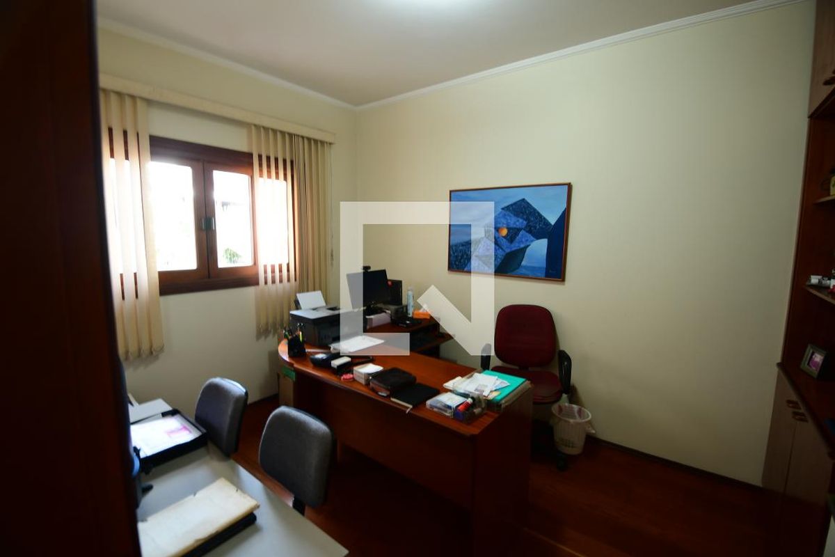 Casa à Venda - Jardim Chapadão, 4 Quartos,  381 m2 em , Campinas - sp | SoloBR