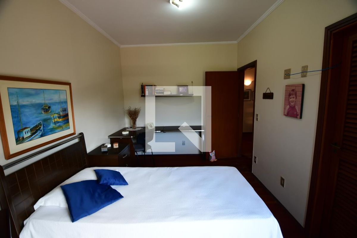 Casa à Venda - Jardim Chapadão, 4 Quartos,  381 m2 em , Campinas - sp | SoloBR