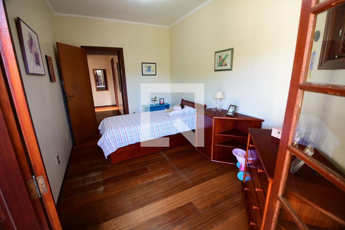Casa à Venda - Jardim Chapadão, 4 Quartos,  381 m2 em , Campinas - sp | SoloBR