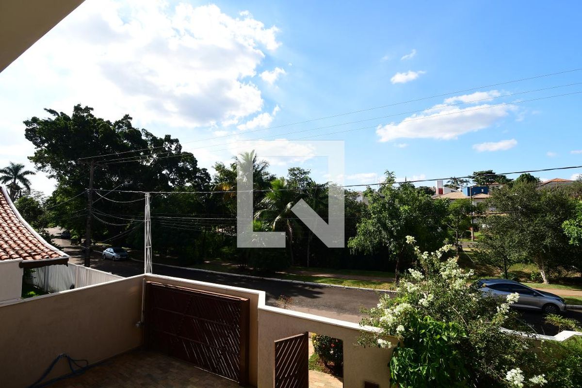 Casa à Venda - Jardim Chapadão, 4 Quartos,  381 m2 em , Campinas - sp | SoloBR