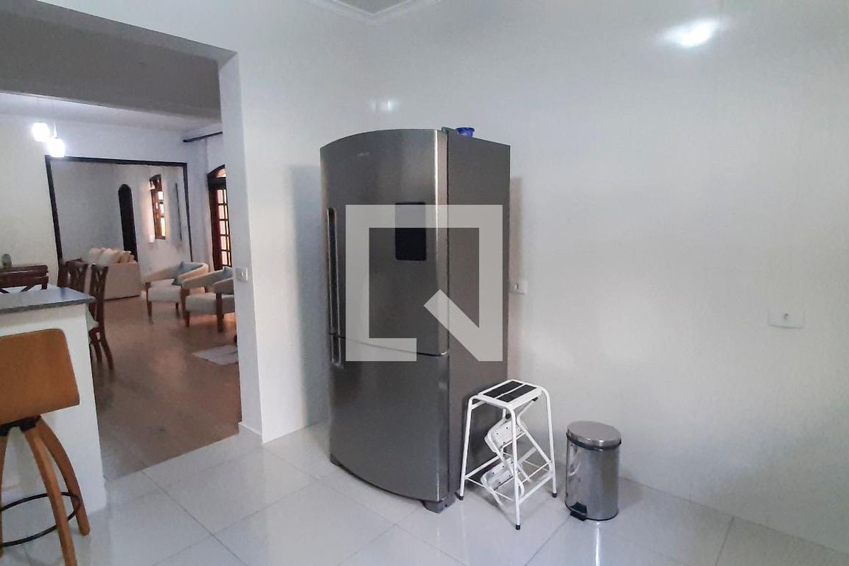 Casa, 3 quartos, 280 m² - Foto 69