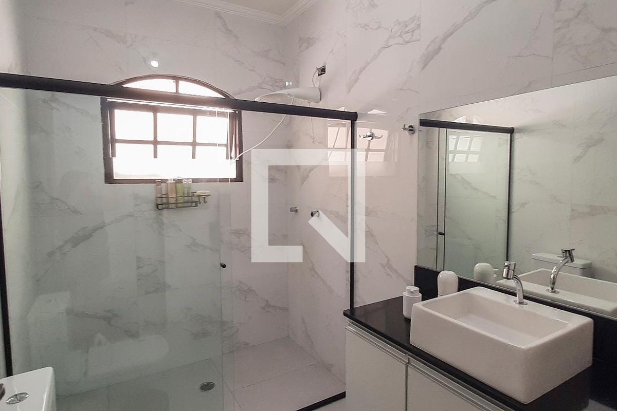 Casa, 3 quartos, 280 m² - Foto 48