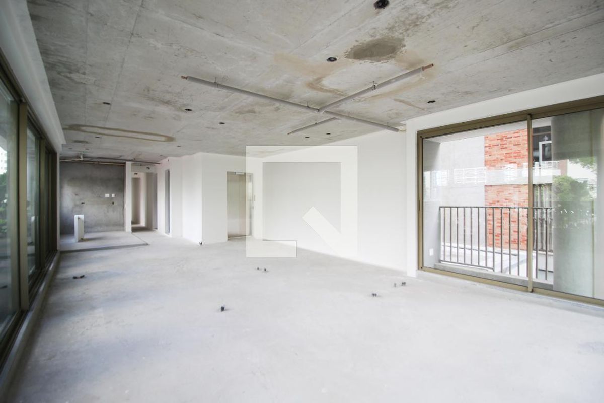 Apartamento, 3 quartos, 181 m² - Foto 1