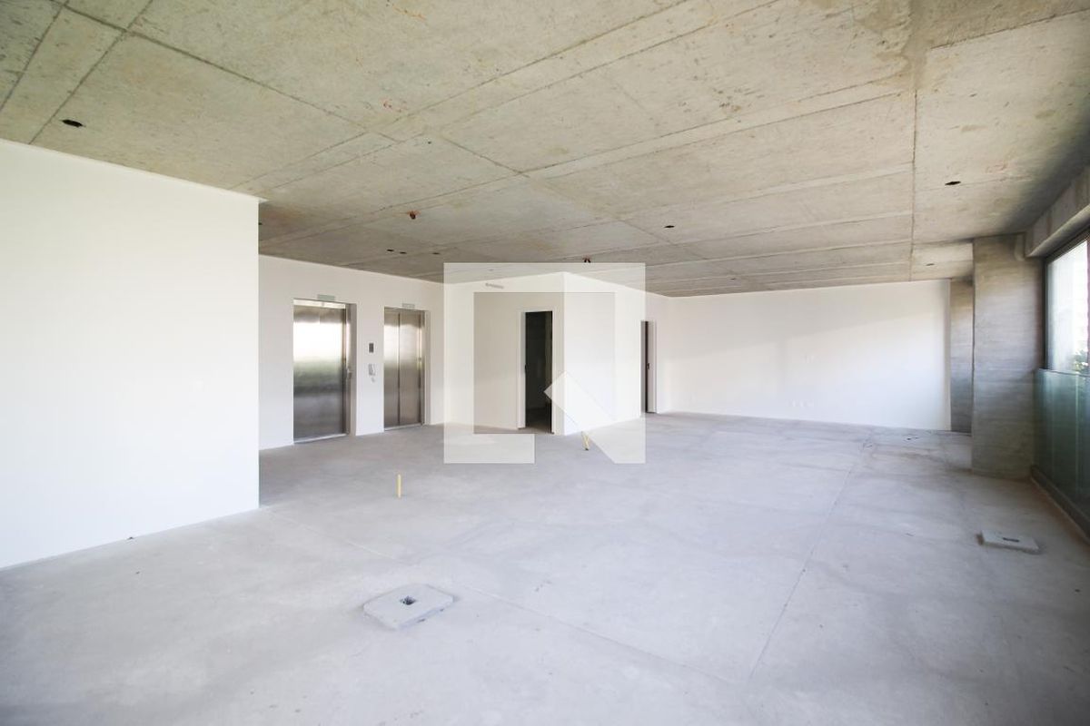 Apartamento, 3 quartos, 261 m² - Foto 2