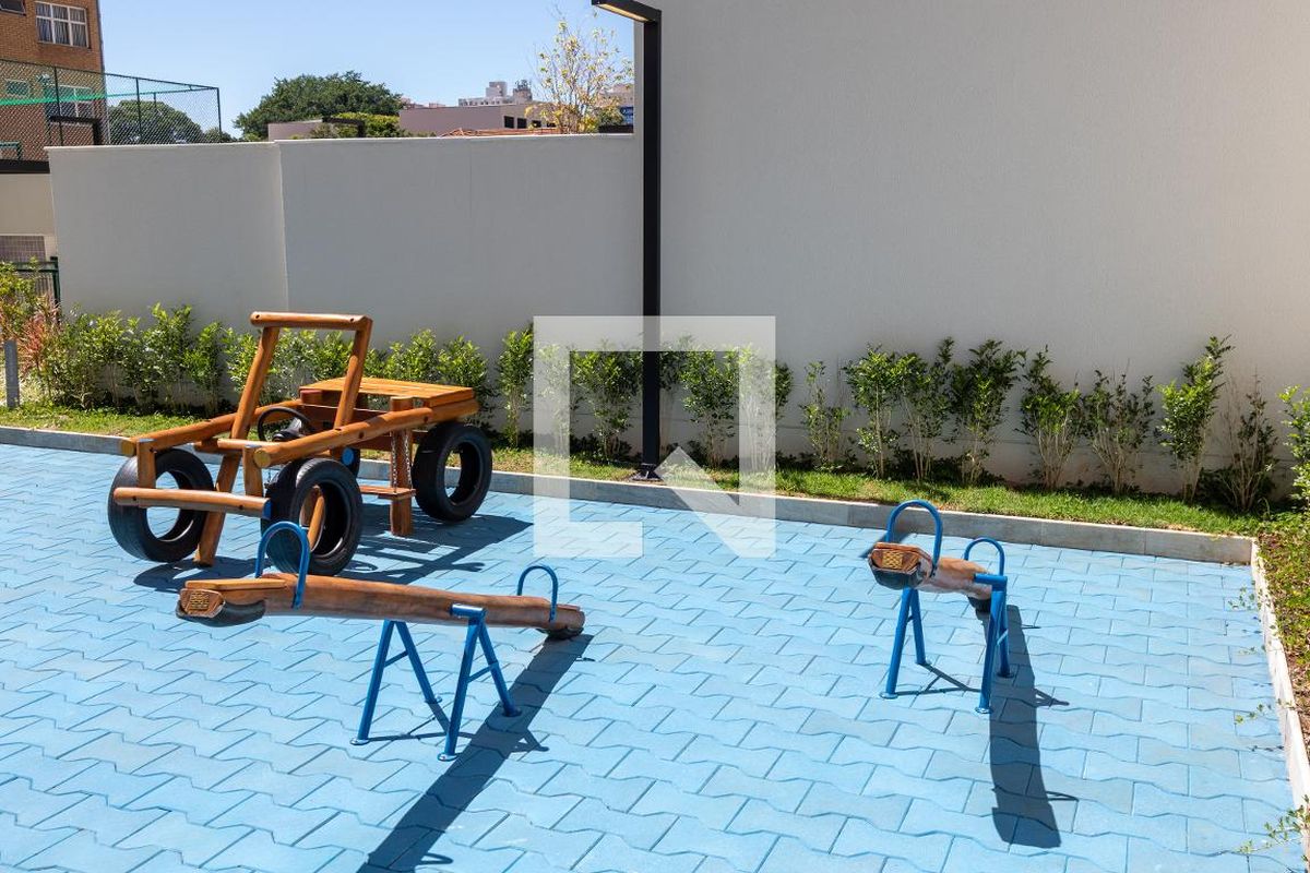 Apartamento à Venda - Bosque, 1 Quarto,  57 m2 em , Campinas - sp | SoloBR