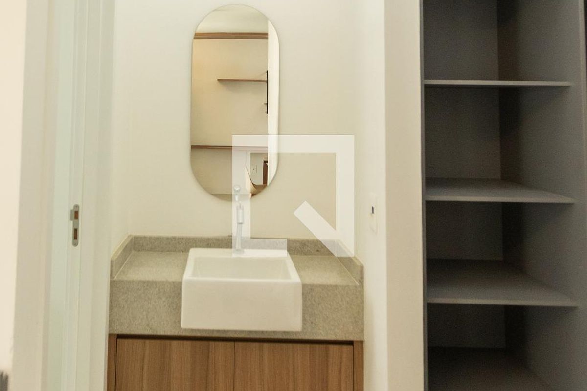 Apartamento à Venda - Bosque, 1 Quarto,  57 m2 em , Campinas - sp | SoloBR